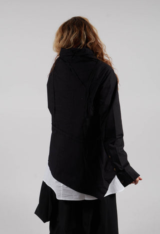V Hem Shirt in Black