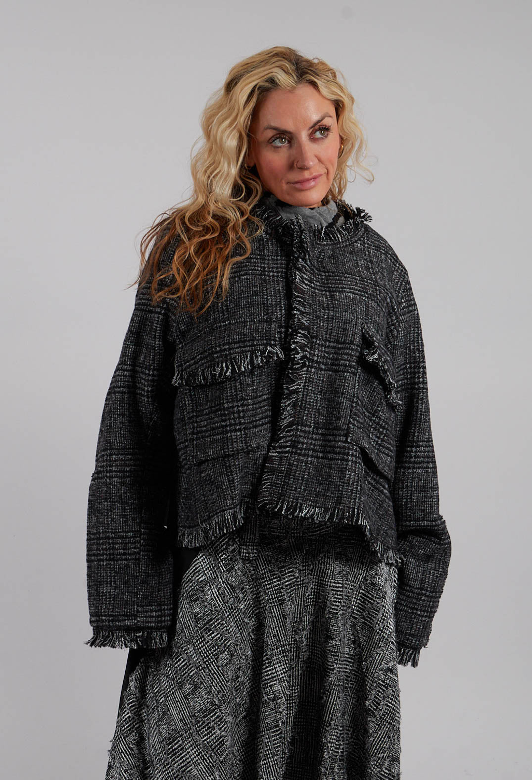 Round Neck Jacket in Black