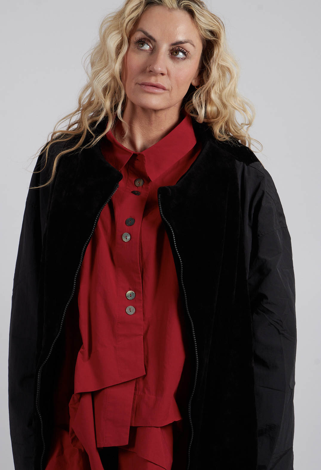 Contrast Front Jacket in Black