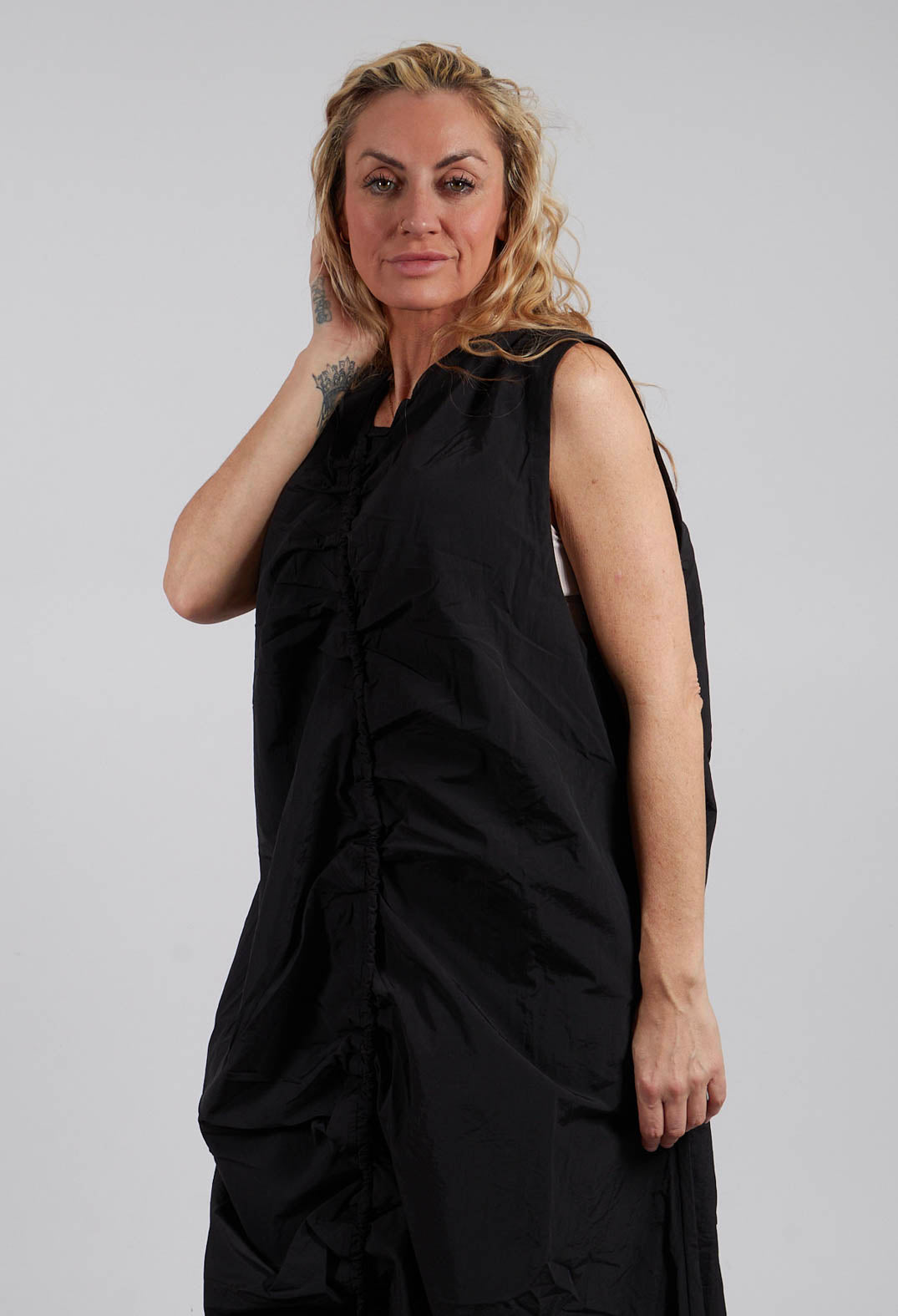 Sleeveless Dress in Black