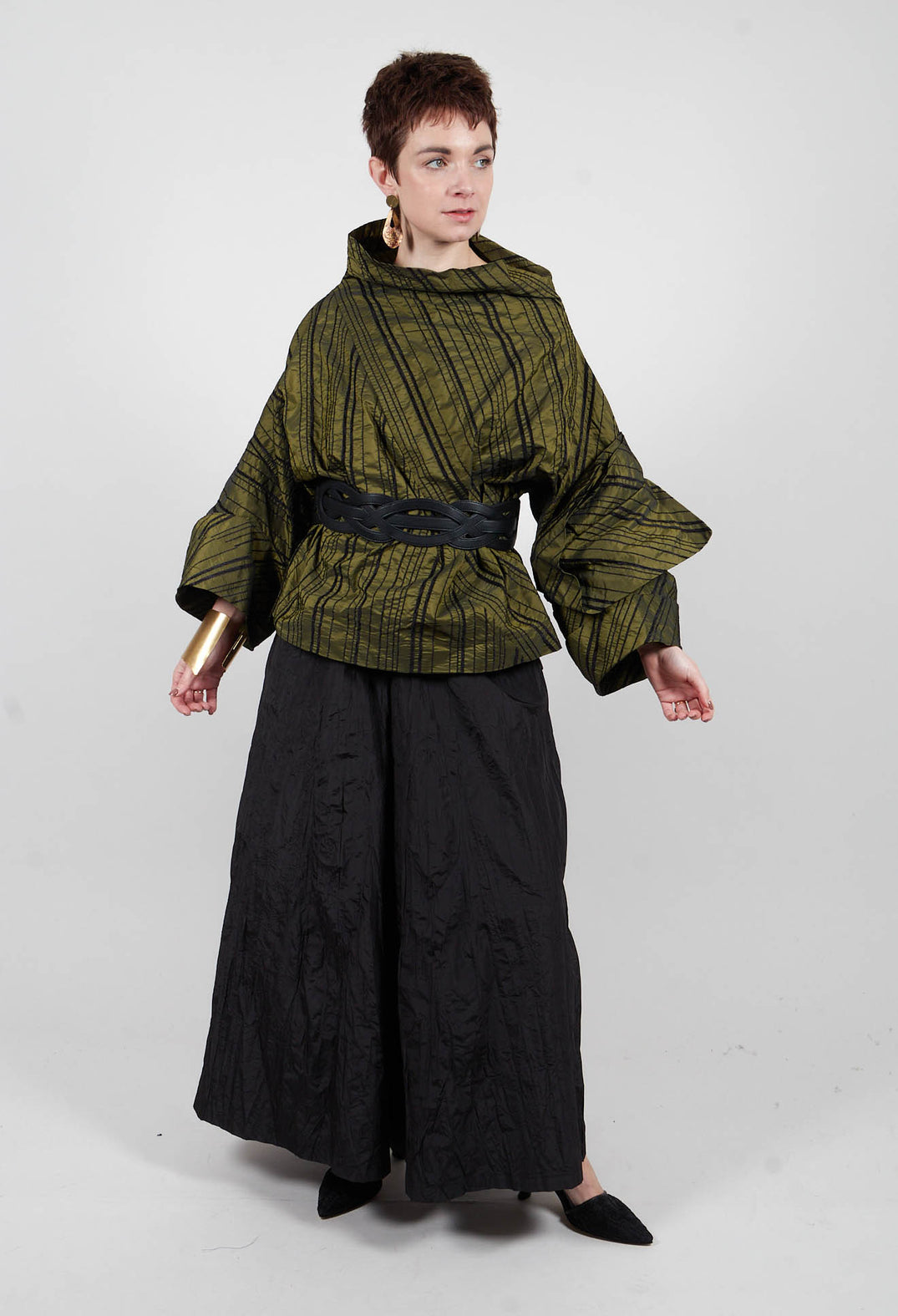 Textured Wide Leg Trousers in Black