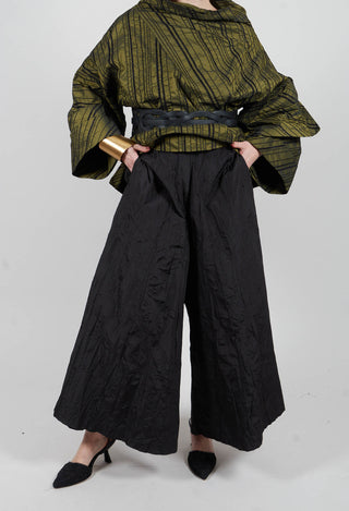 Textured Wide Leg Trousers in Black