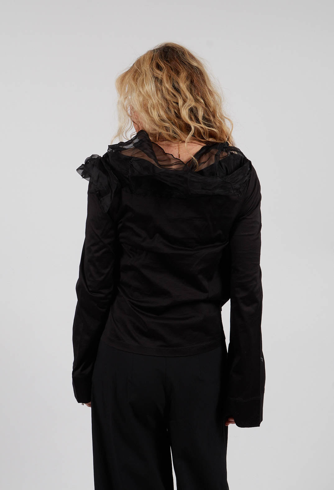 Jola Shirt in Black