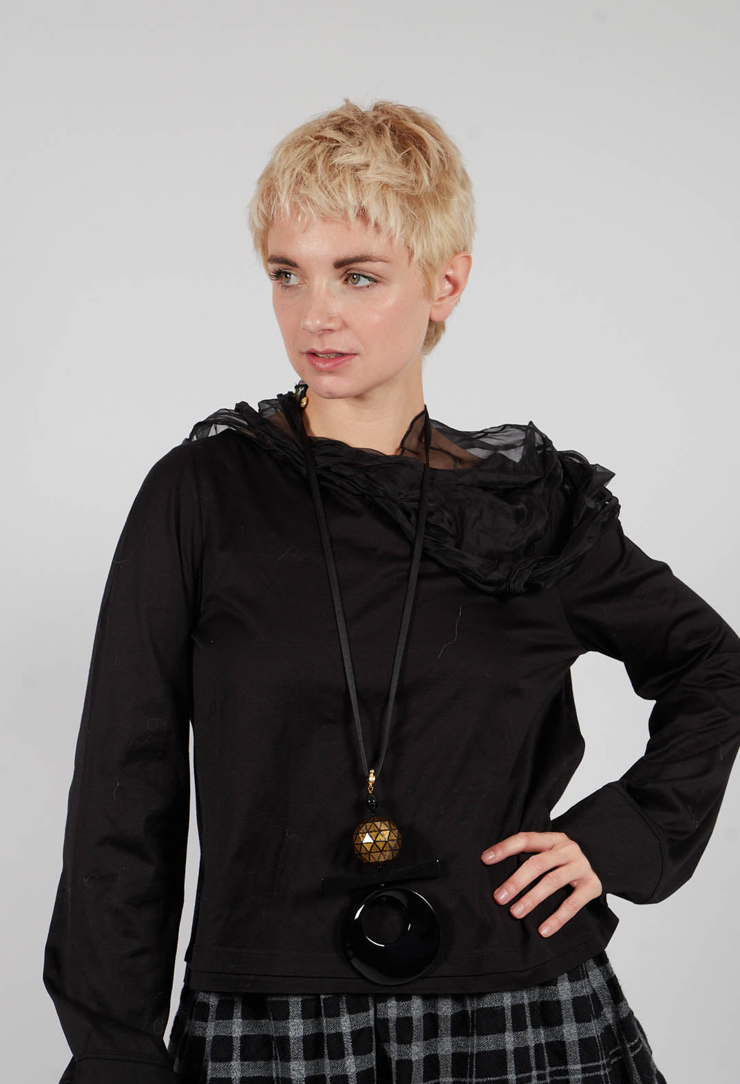 Jola Top in Black