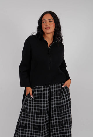 Hira Cardigan in Black