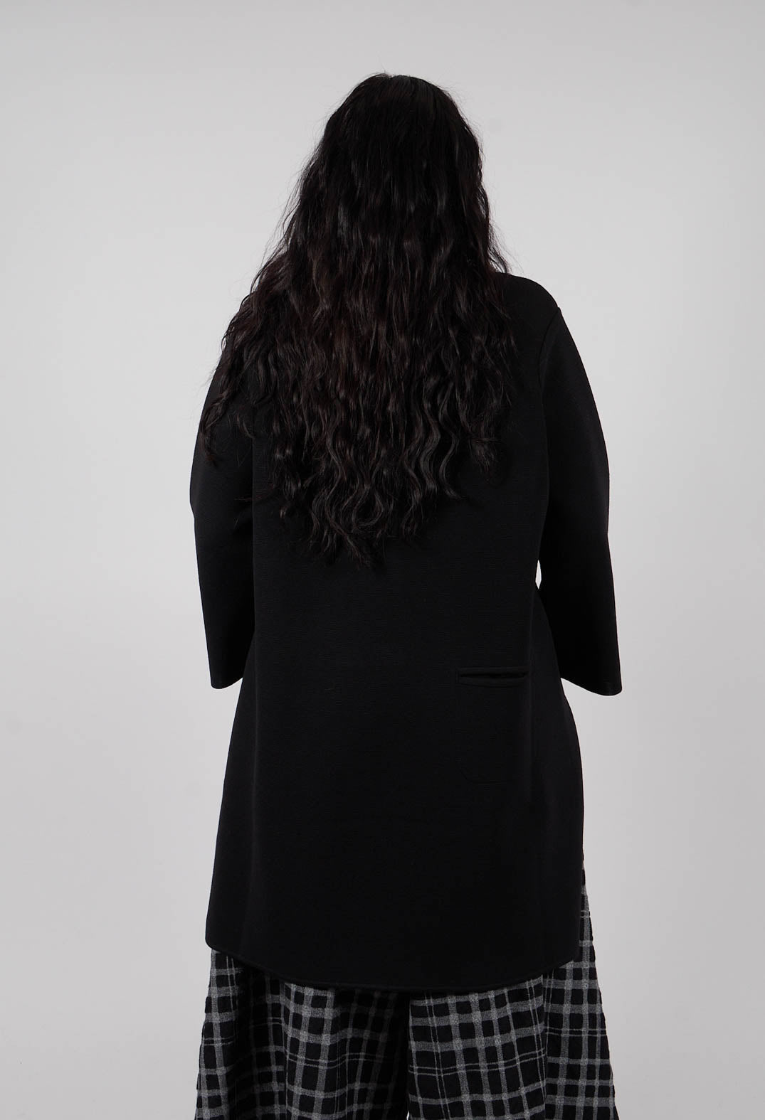 Hira Cardigan in Black