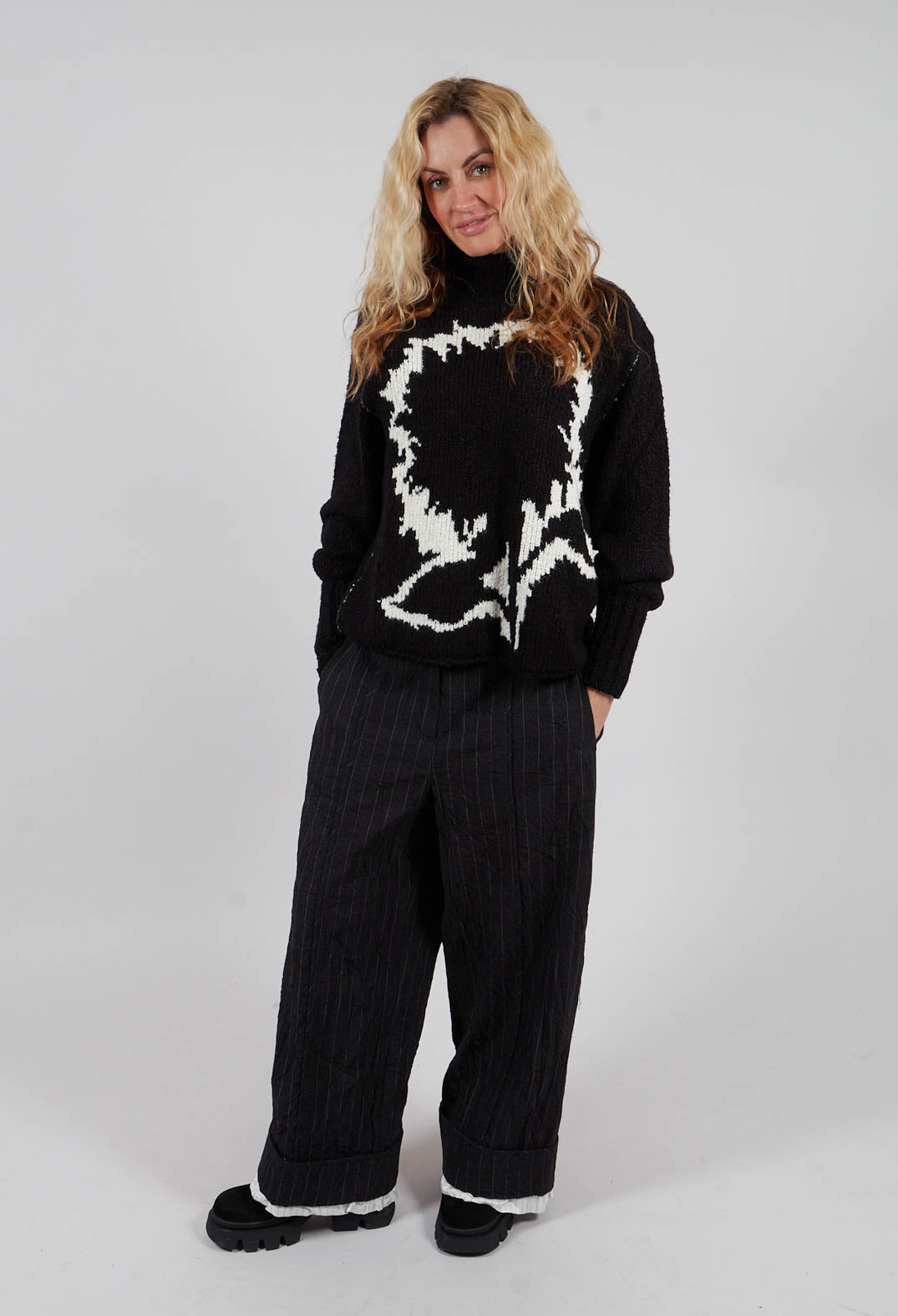 Iggy Jumper in Black