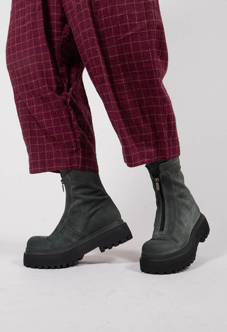 Zip Front Boots in London Amazzonia