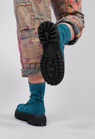 Zip Front Boots in London Ottanio