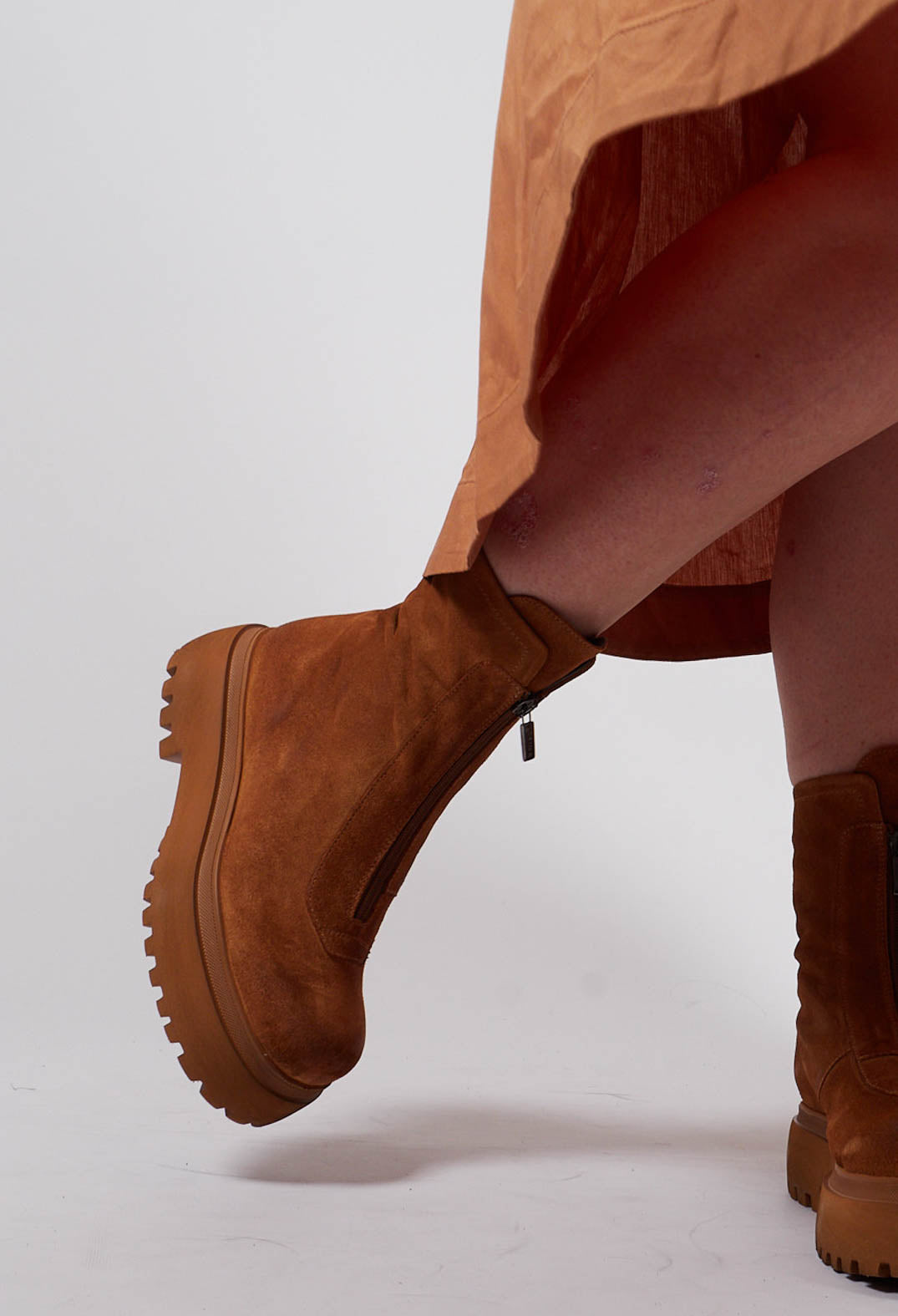 Zip Up Ankle Boots in London Tobacco