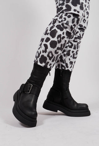 Ankle Boots with Buckle in Gasoline Nero