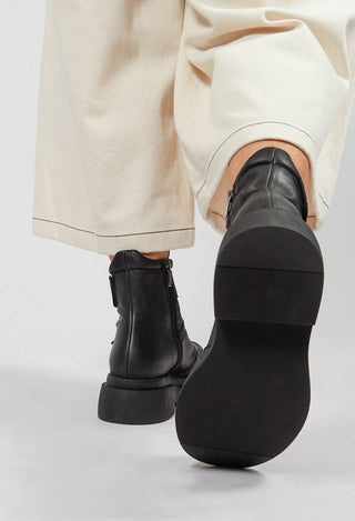 Ankle Boots in Gasoline Nero