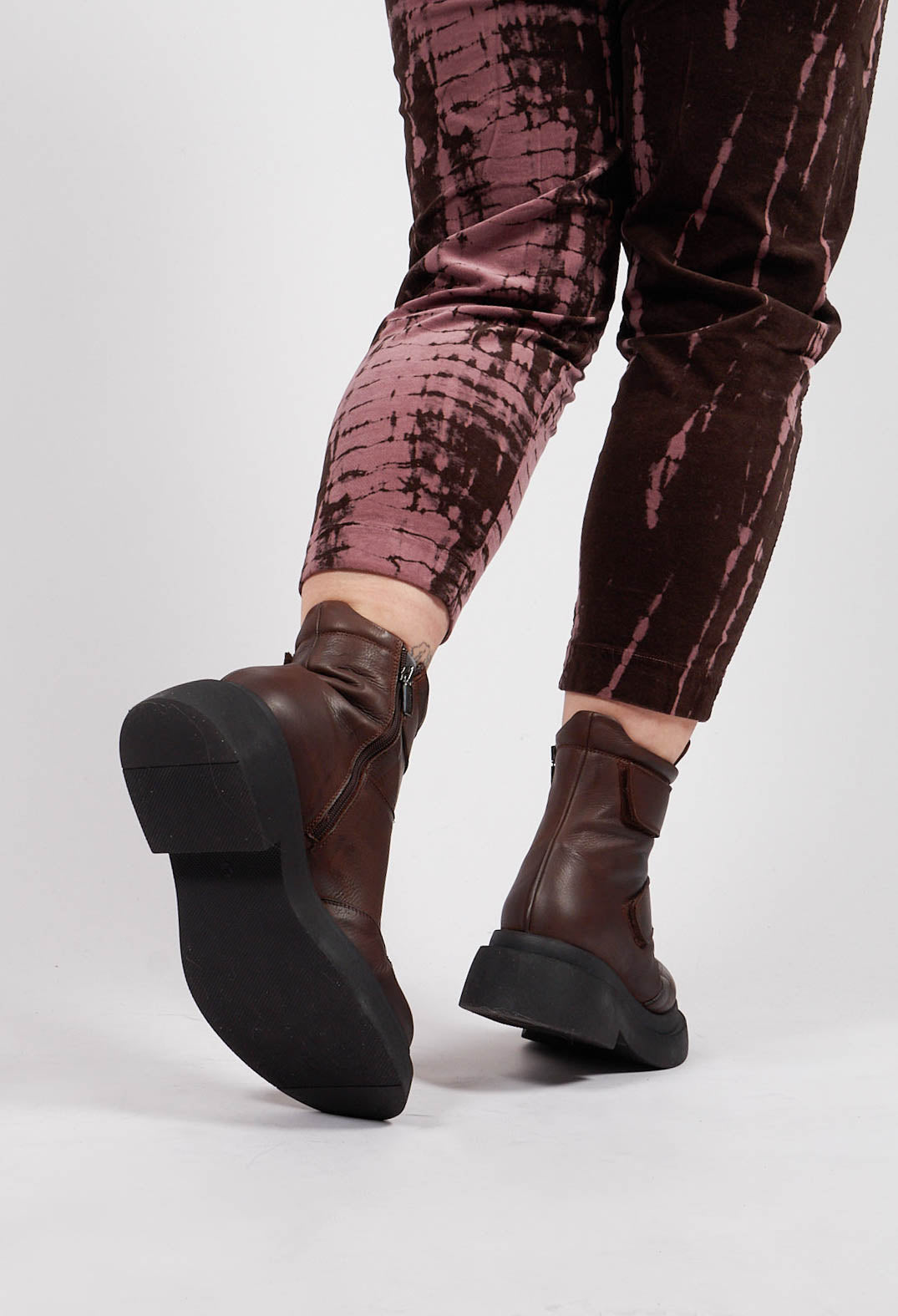 Ankle Boots in Gasoline Sigaro