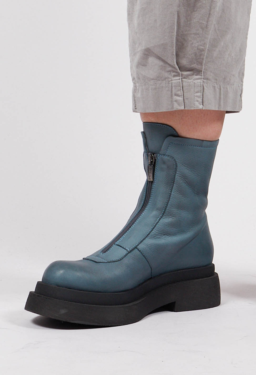 Ankle Boots with Front Zip in Gasoline Ginepro