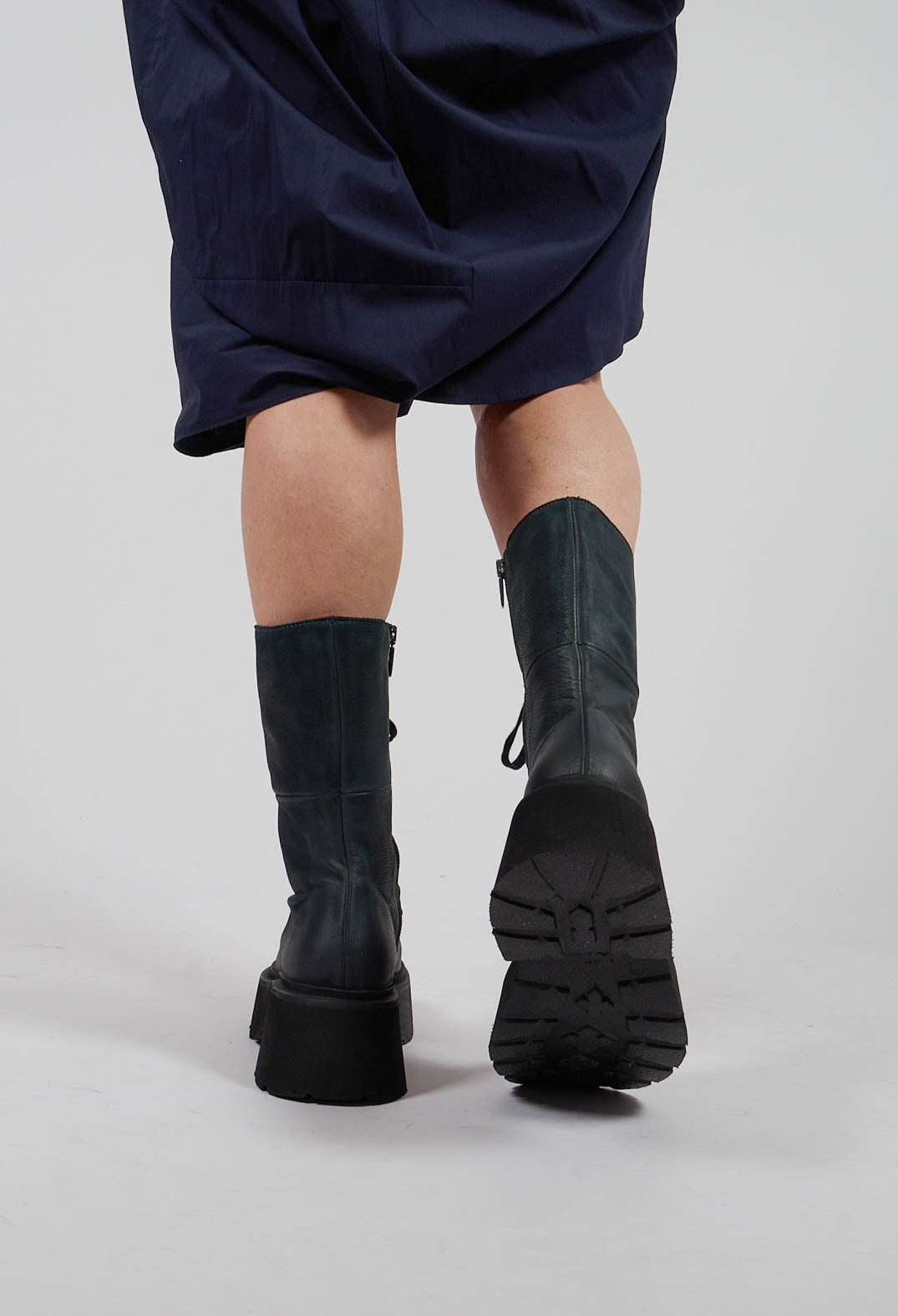 Lace Up Boots in Gasoline Verde Blu Scuro