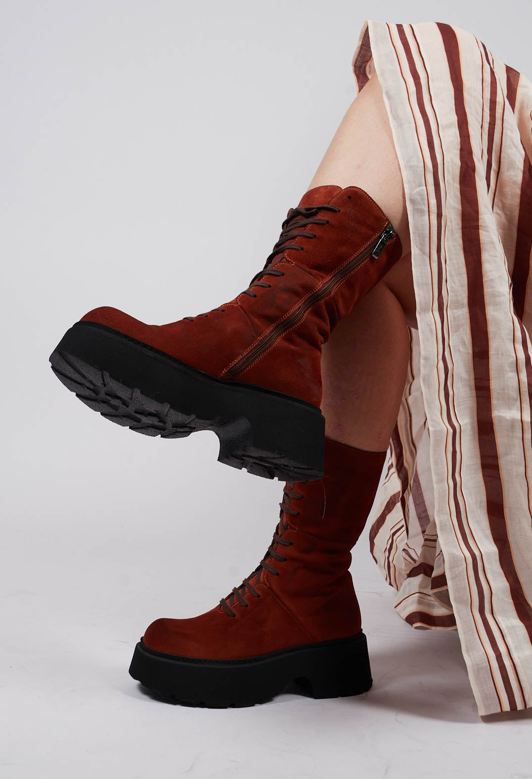 Lace Up Boots in London Red Brown