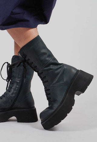 Lace Up Boots in Gasoline Verde Blu Scuro