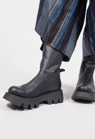 Boots with Curved Zip in Gasoline Navy