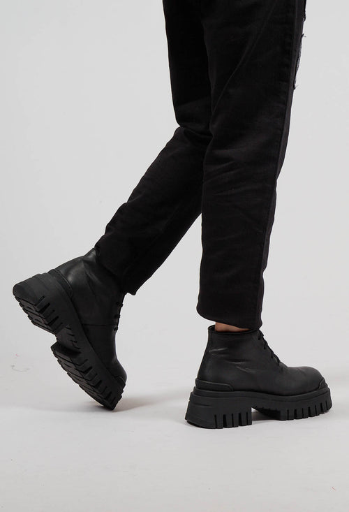 Lace Up Boots in Gasoline Nero