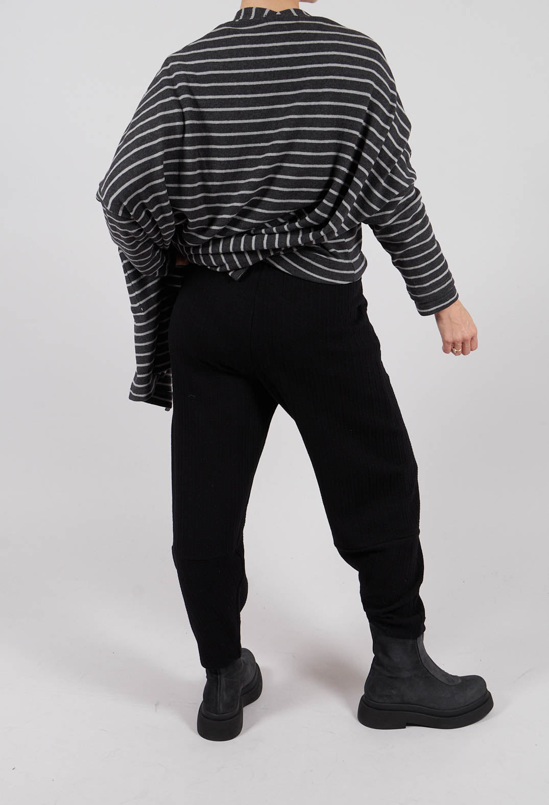Alicia C Trousers in Nero