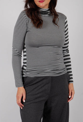 Benni T-Shirt in Antracite Riga