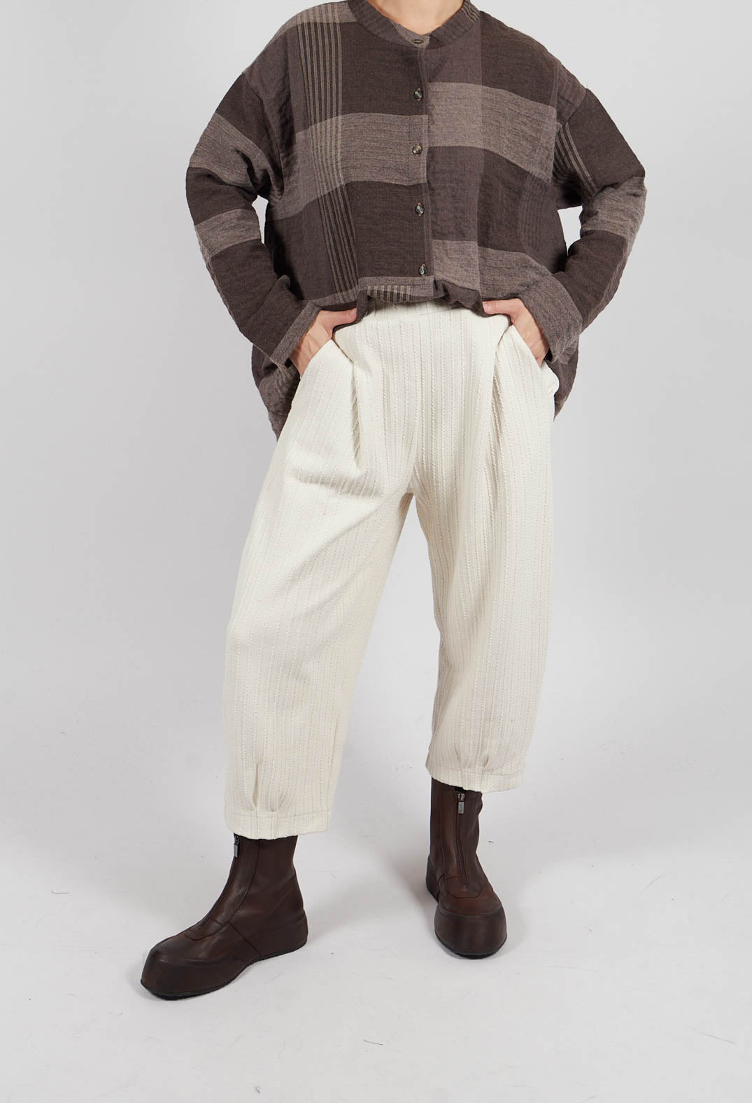Bianco C Trousers in Luna