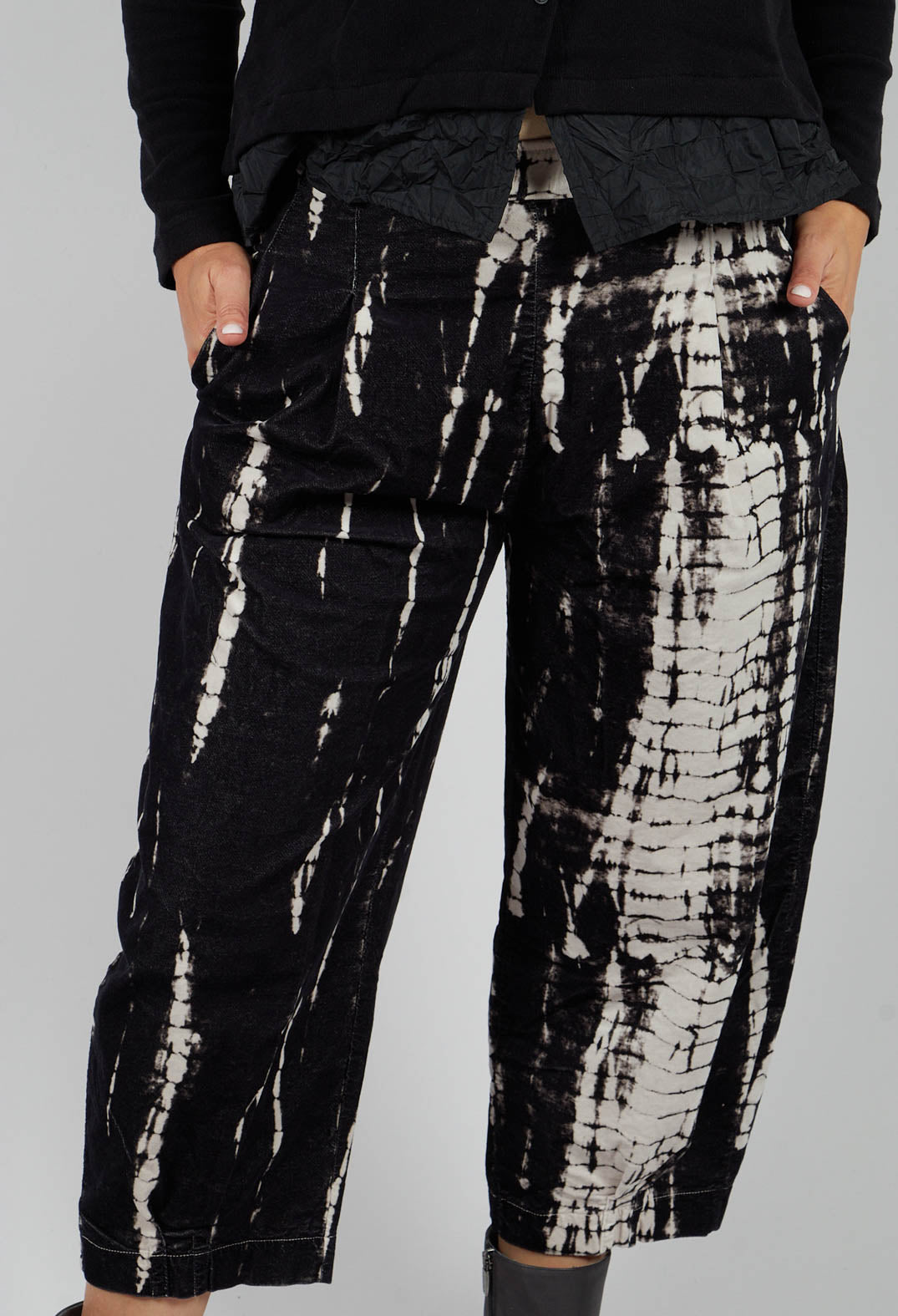 Bianco PR Trousers in Nero