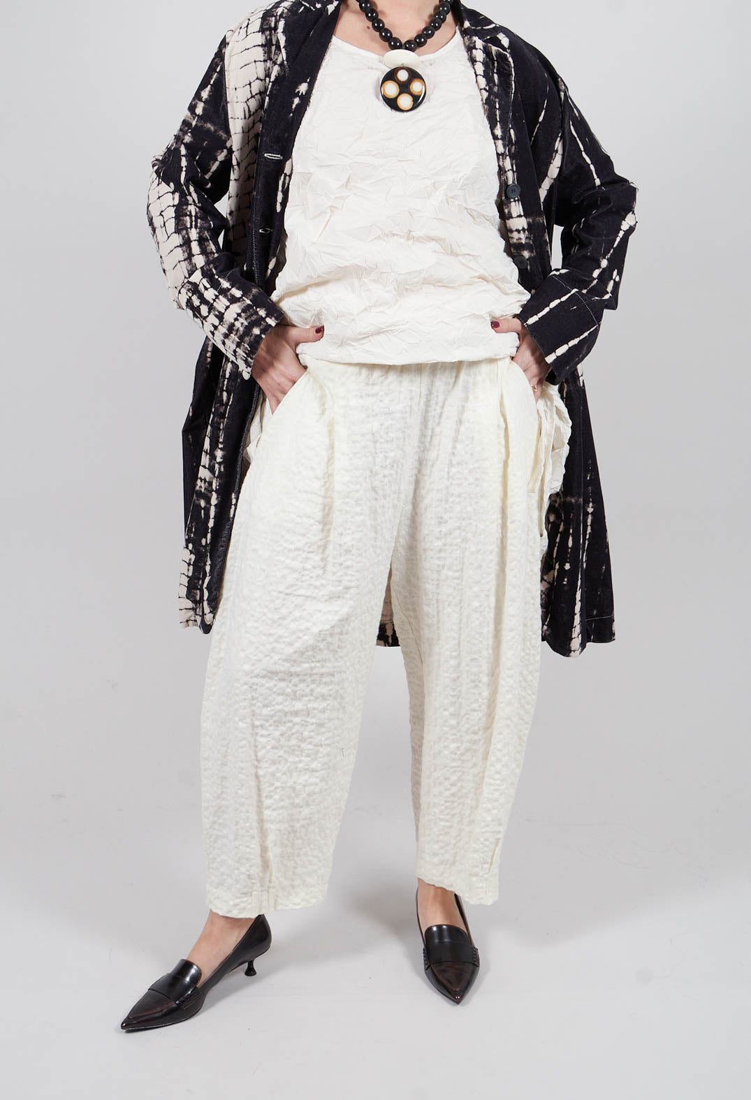 Bian SU Plain Trousers in Luna
