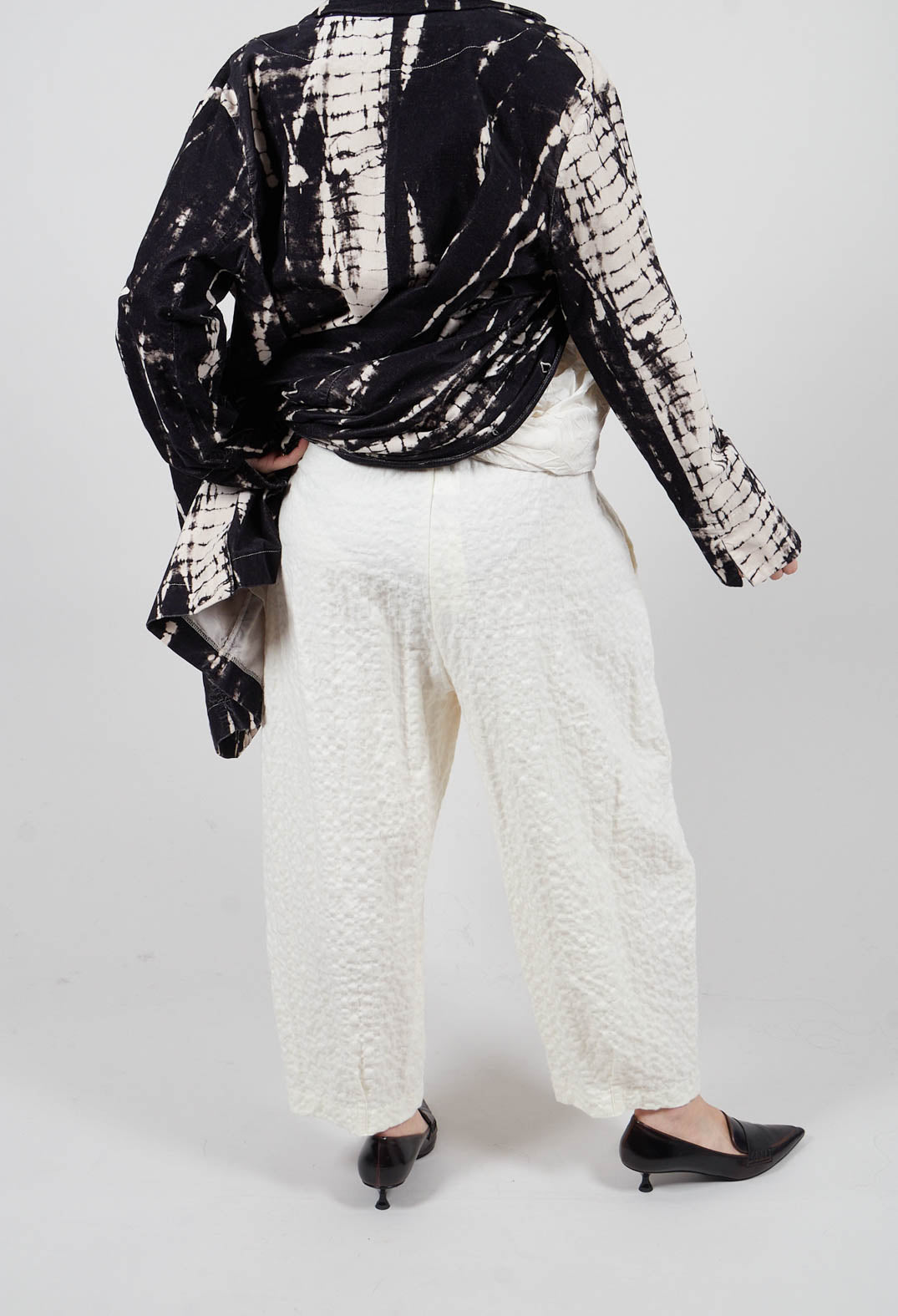 Bian SU Plain Trousers in Luna