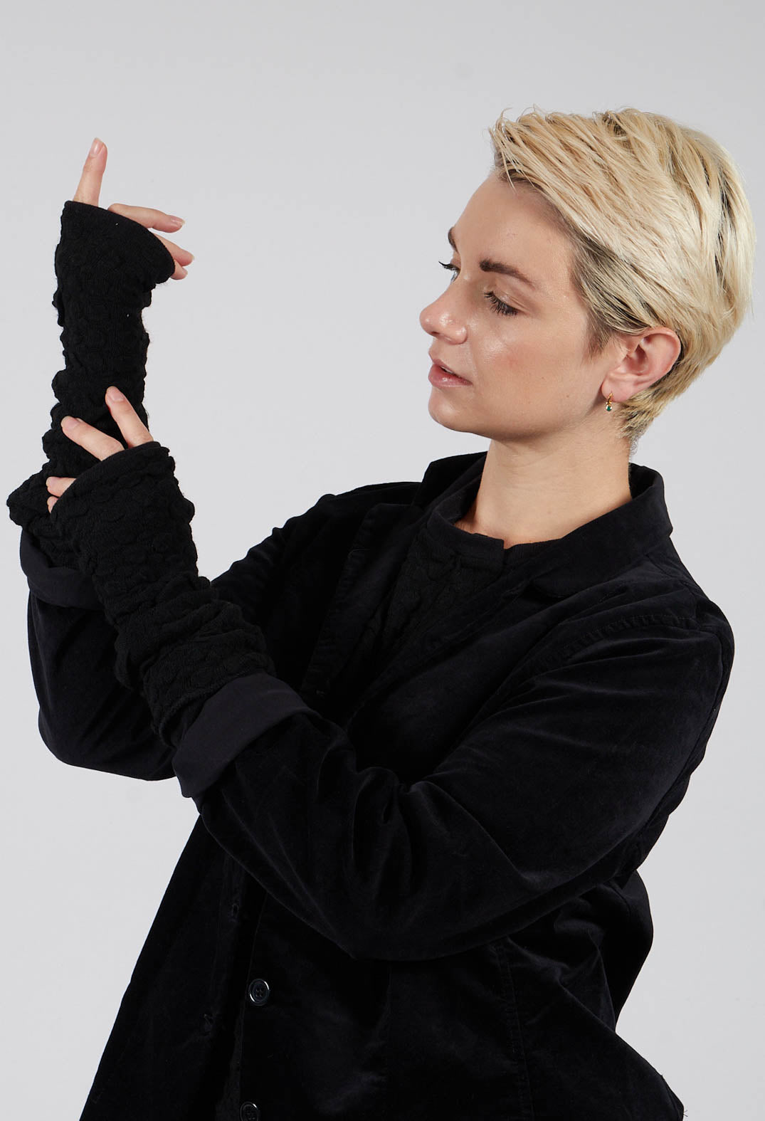 Coco Gloves in Nero