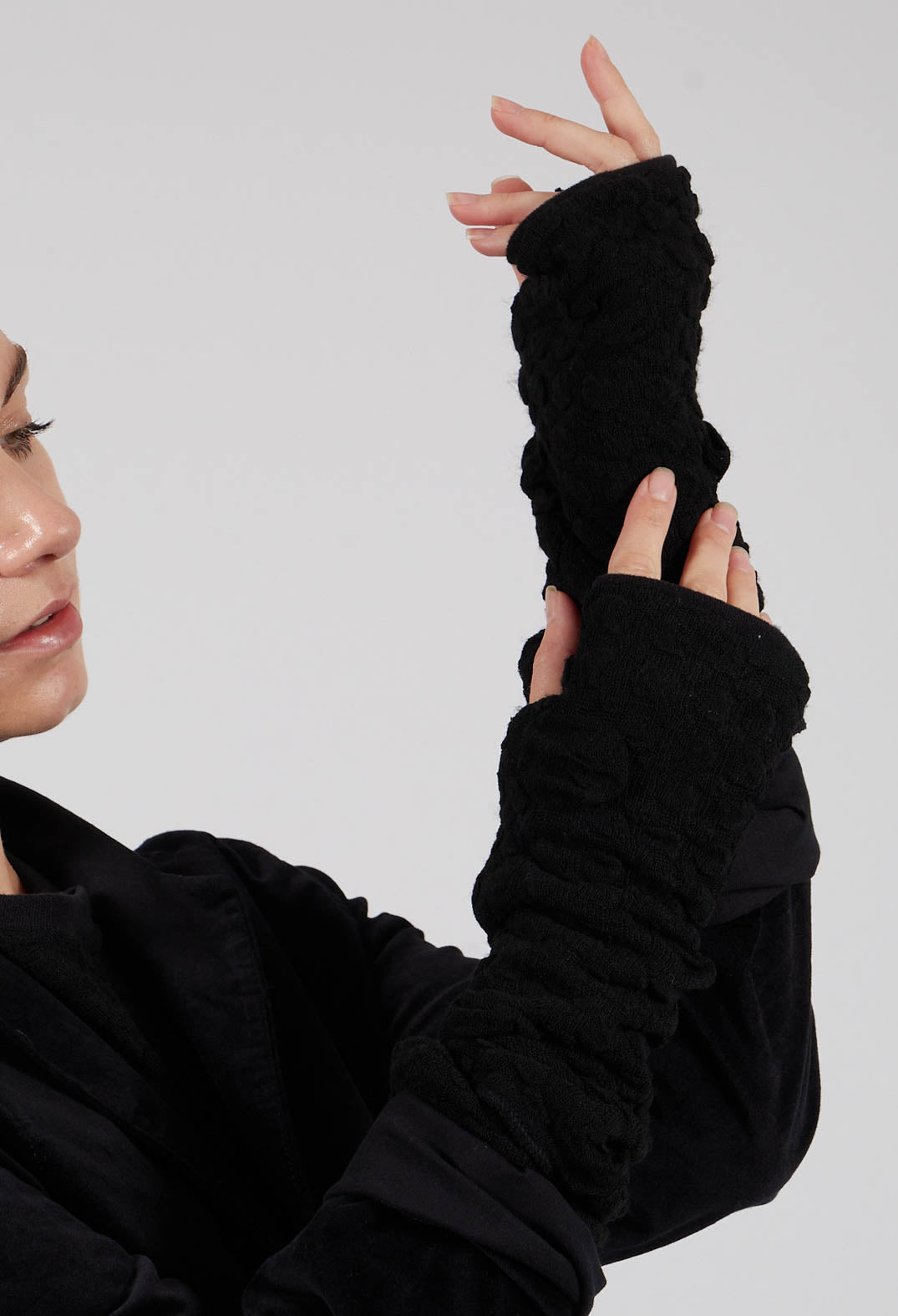 Coco Gloves in Nero