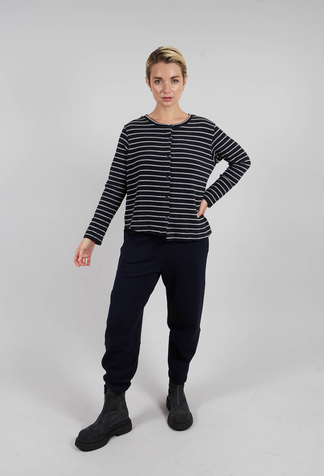 Crema Cardigan in Riga Notte