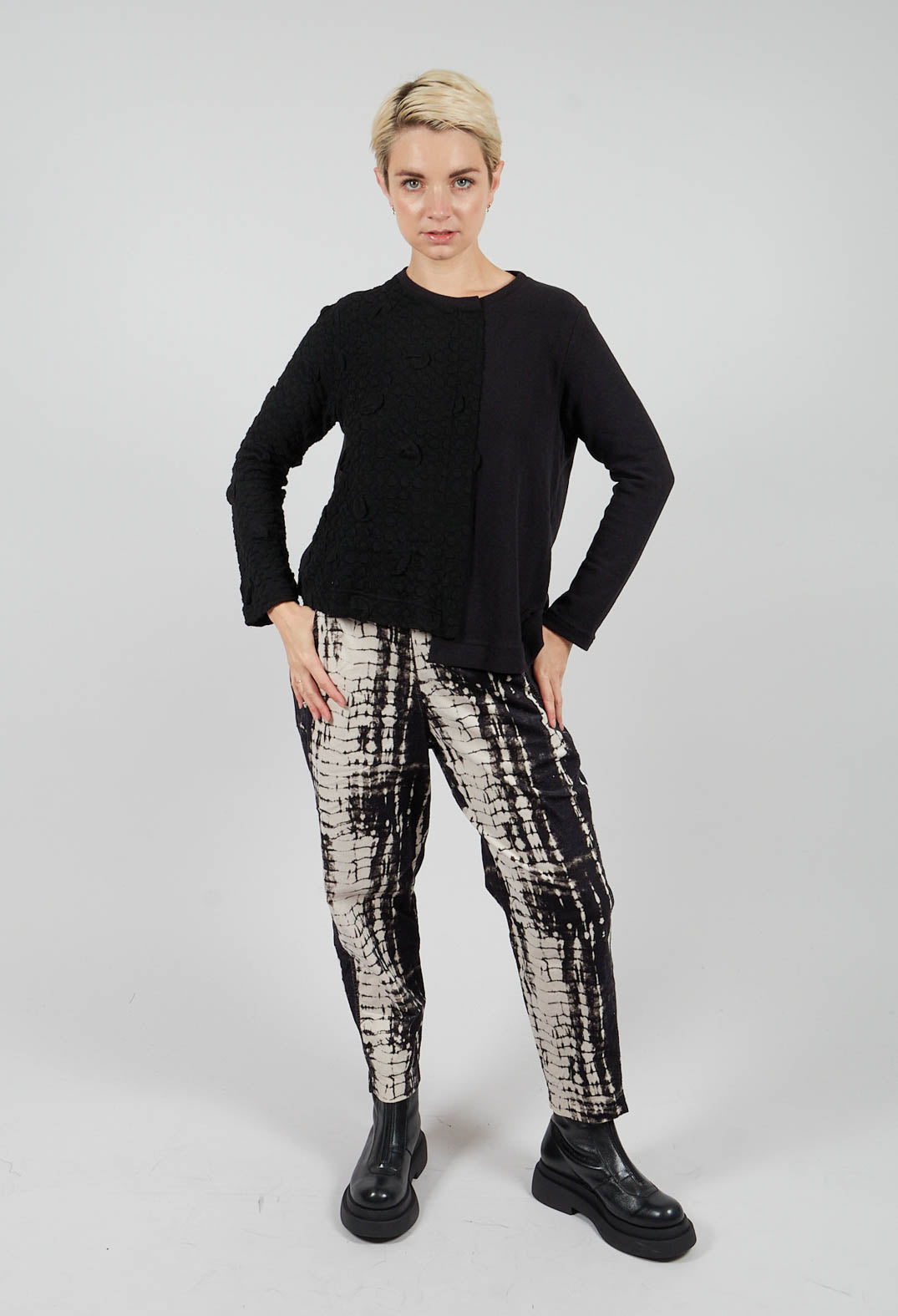 Deva Jumper  in Nero
