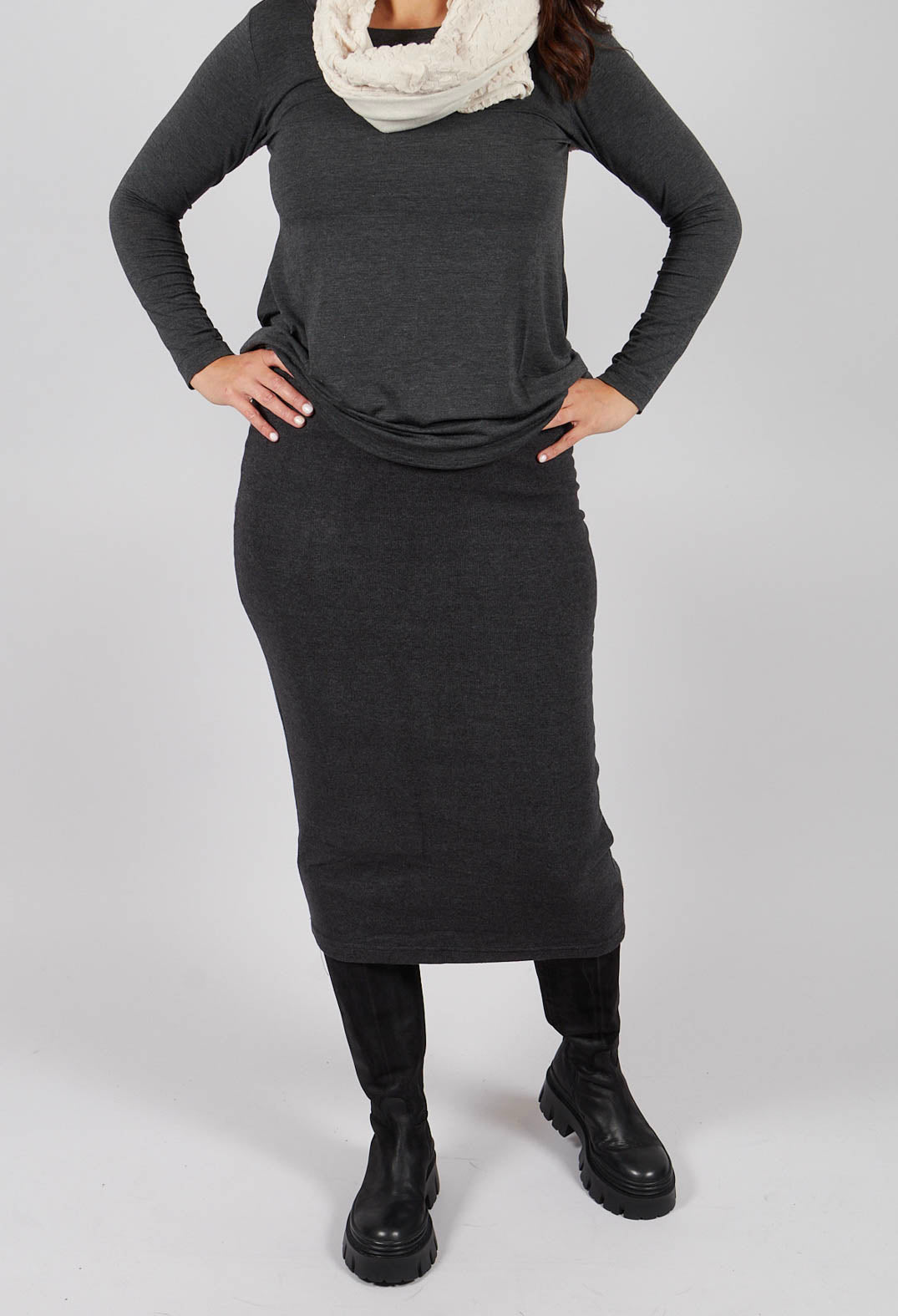 Lilla Skirt in Antracite
