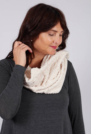Luce Scarf in Luna