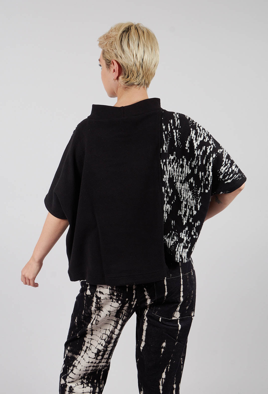 Magia Jumper in Nero