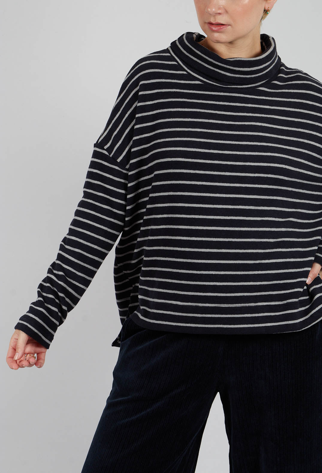Moyet Jumper in Riga Notte