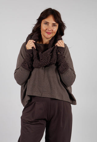 Niko Collar in Moro