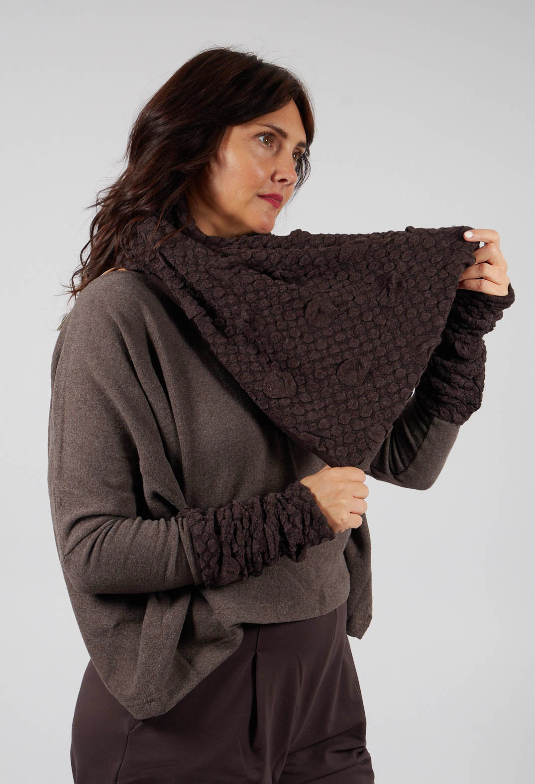 Niko Collar in Moro