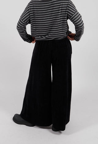 Nucci Trousers in Nero