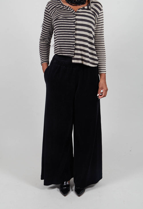 Nucci Trousers in Nero