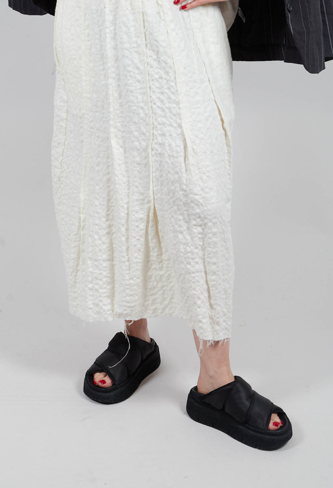 Nuna SU Plain Skirt in Luna