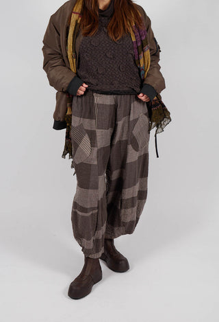 Pace S Tsant Check Trousers in Rinde