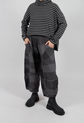 Pace S Tsant Check Trousers in Antracite