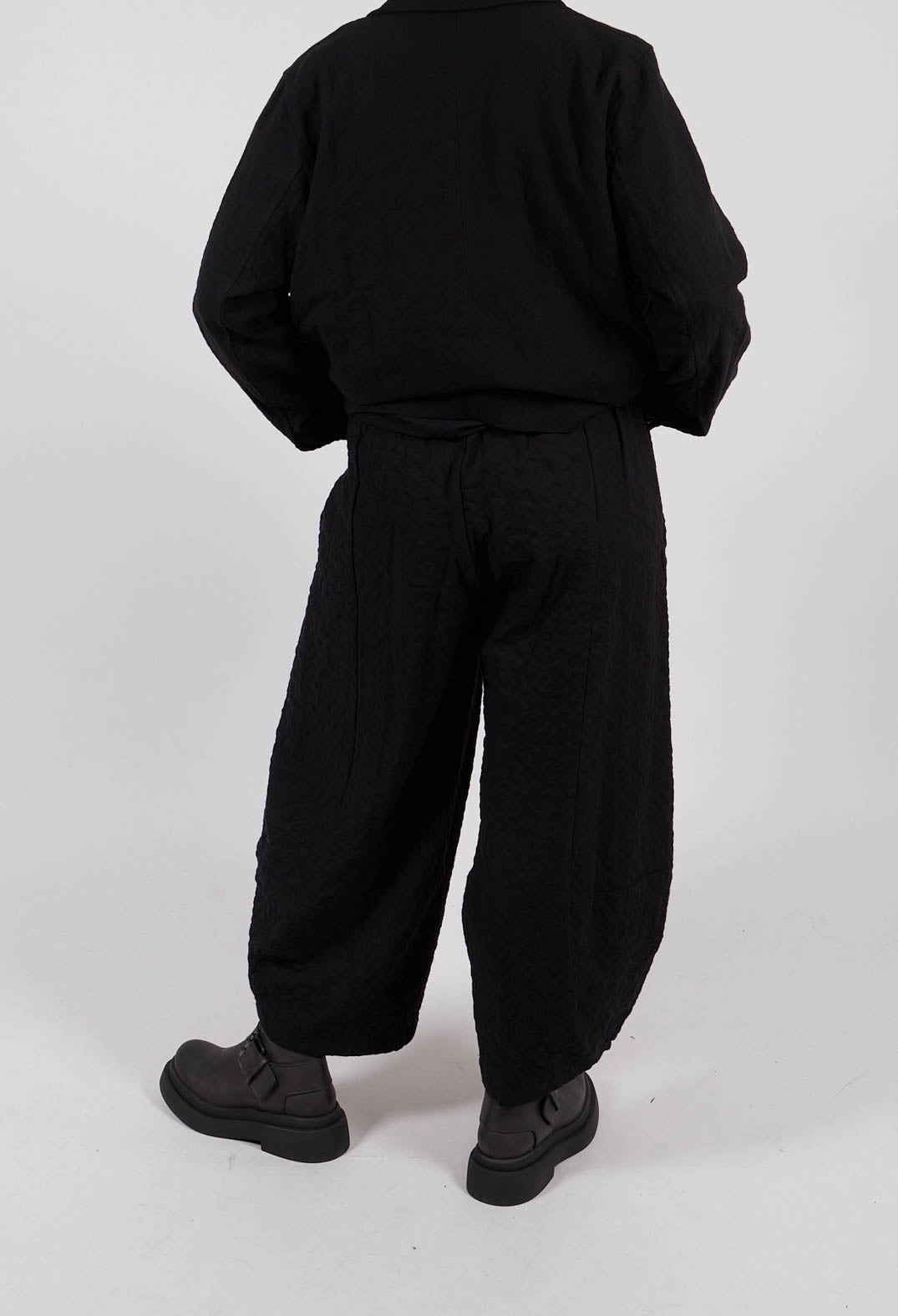 Pace SU Plain Trousers in Nero