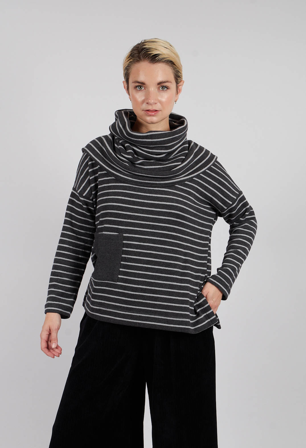 Spacco Collar in Riga Antracite
