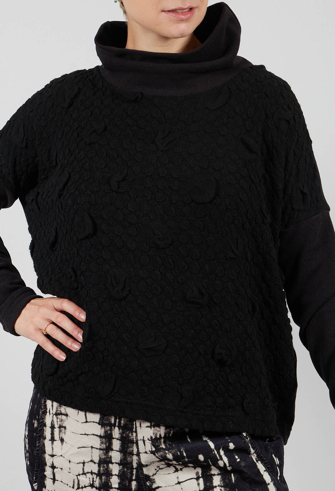 Rina Jumper in Nero