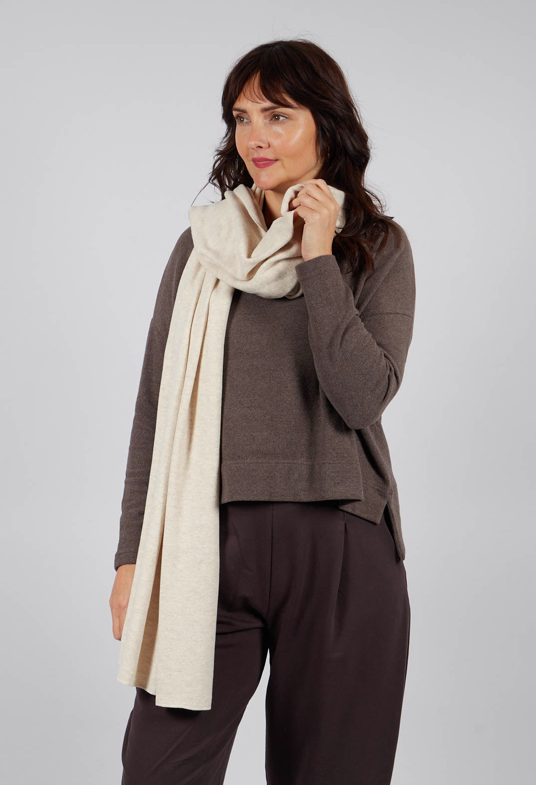 Segovia Scarf in Lieveto