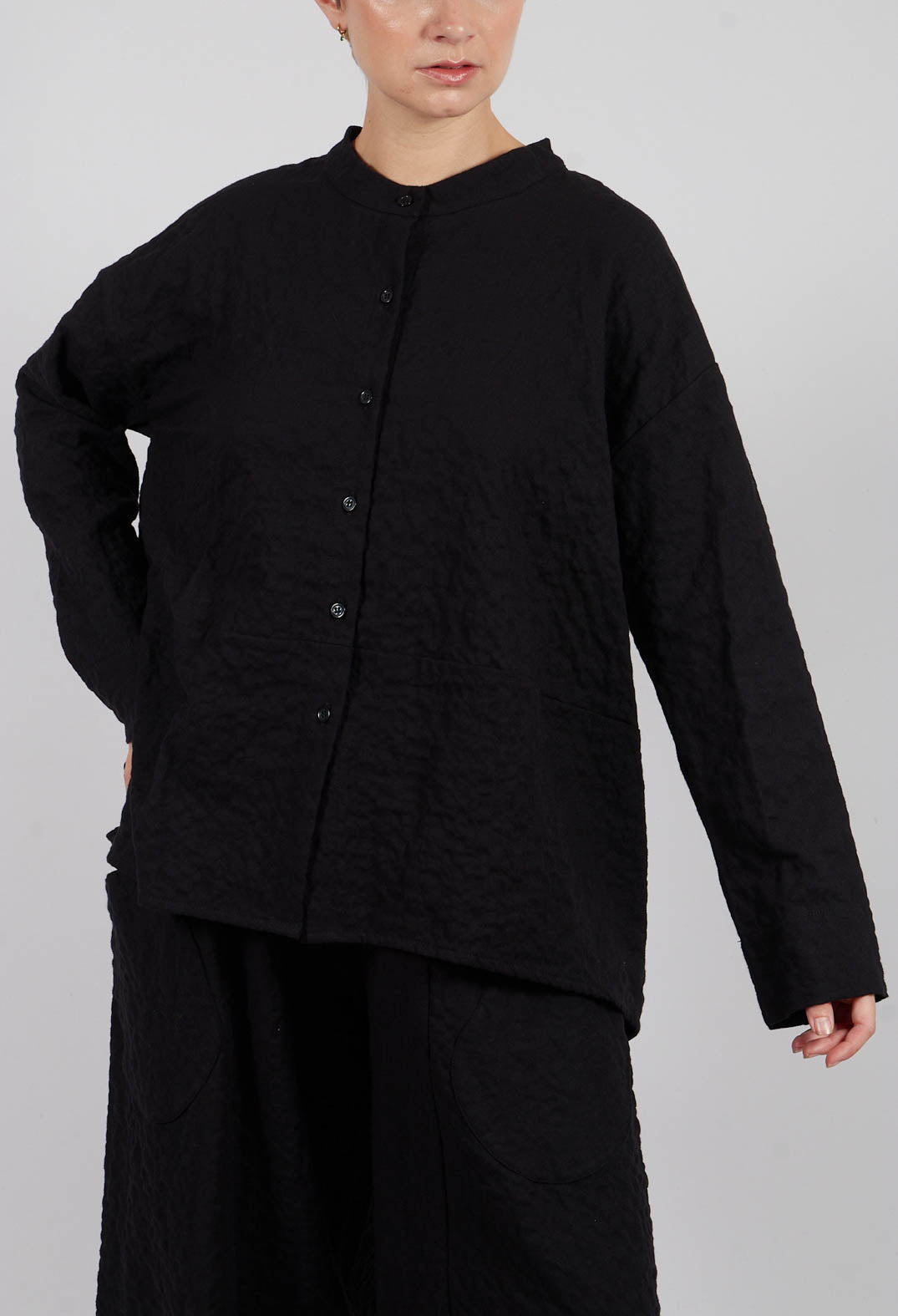 Seline SU Plain Shirt in Nero