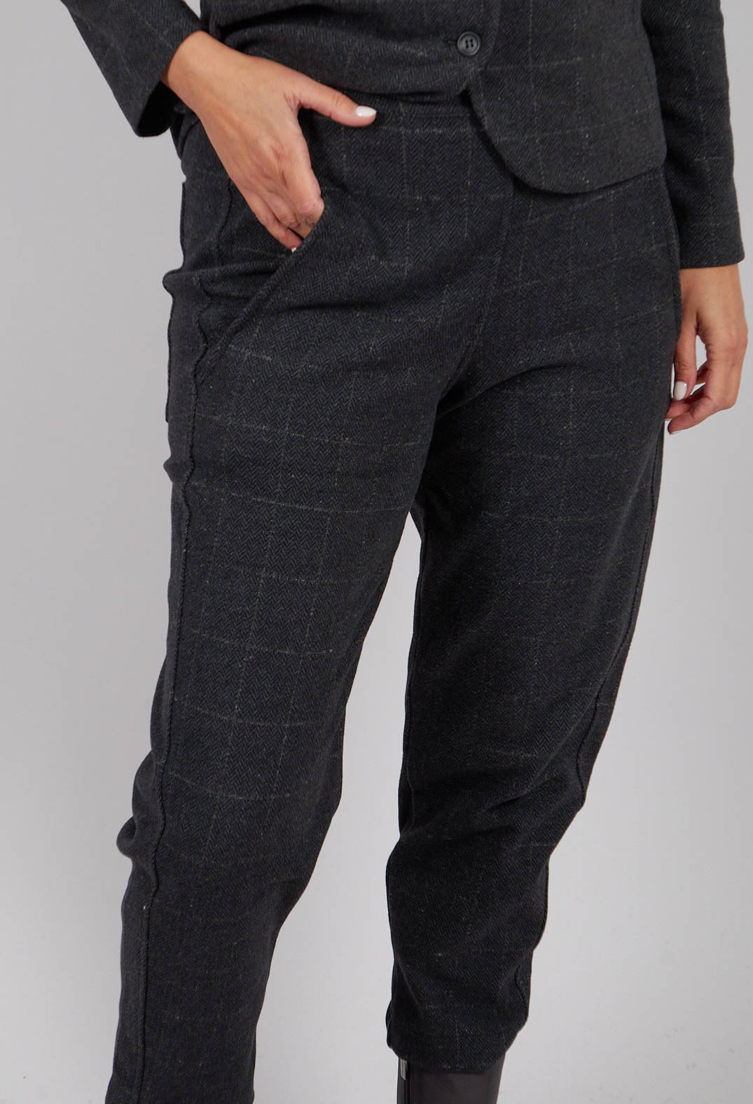 Terra J Trousers in Antracite